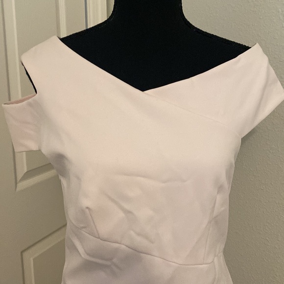 TED BAKER DRESS ⭐️⭐️ - Picture 5 of 10